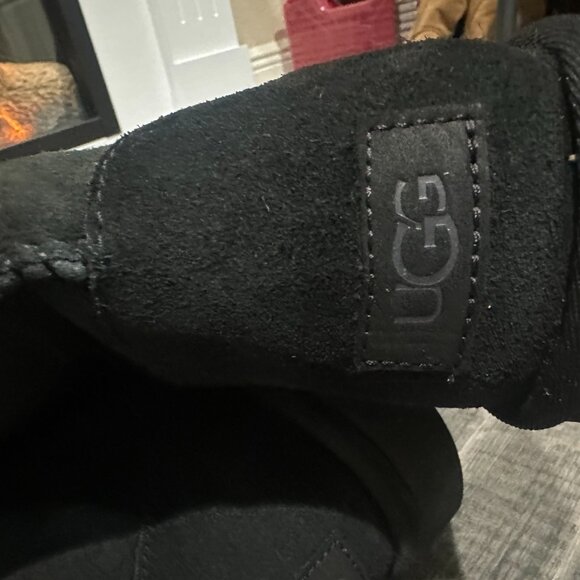 AUTHENTIC UGG Classic Tall Black Suede Shearling Boots – Women’s Size 9– Cozy - Picture 4 of 7